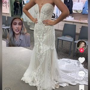 Size 18 Oleg Cassini wedding dress NEW